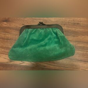 Vintage Elegant Green Velvet Clutch